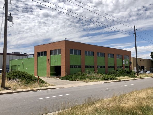 4695 Kingston St, Denver, CO 80239